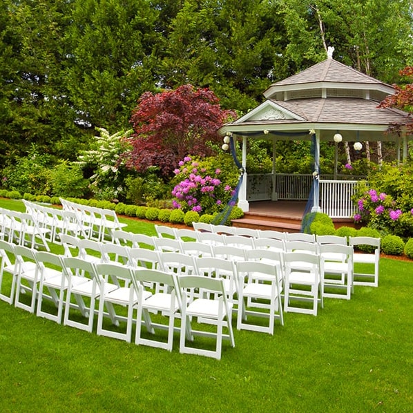 ofrecemos servicio de limpieza durante el evento si alquilas baños de renta para fiestas